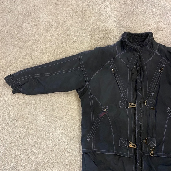 Black Snowboarding Jacket - Picture 2 of 7